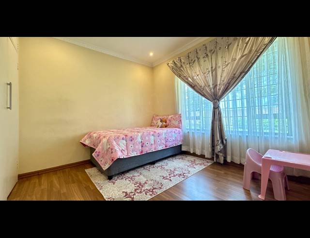4 BEDROOM HOUSE FOR SALE IN BRACKENHURST